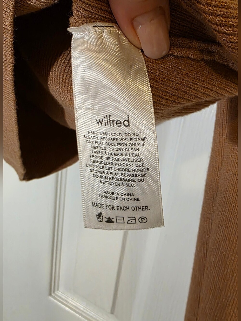 Aritzia Wilfred Tuscany Sweater In Camel Size Small - Picture 5 of 7
